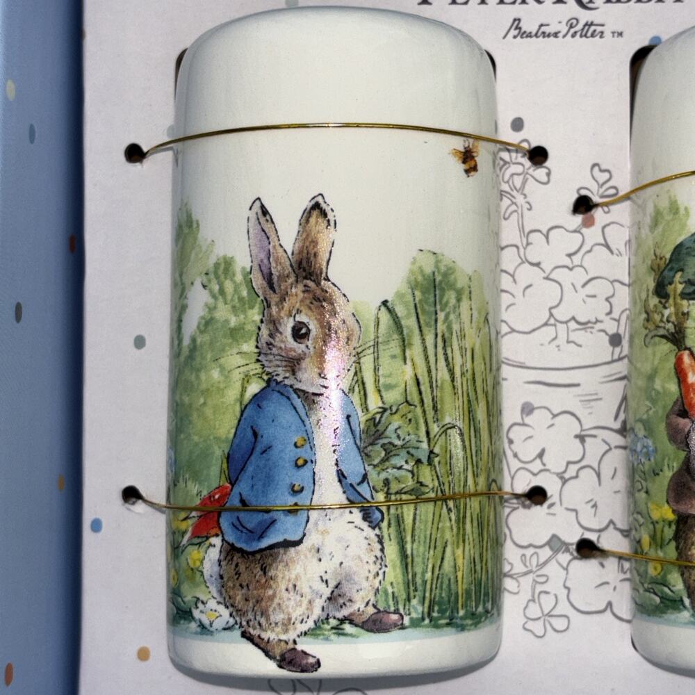 Peter Rabbit Ceramic Salt & Pepper Shaker Set Beatrix Potter Easter NEW - Picture 2 of 6